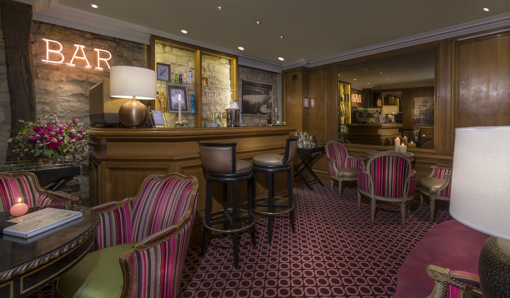 DAUPHINE SAINT GERMAIN HOTEL