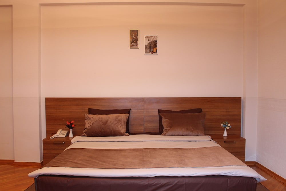 PARADISE APART HOTEL BAKU