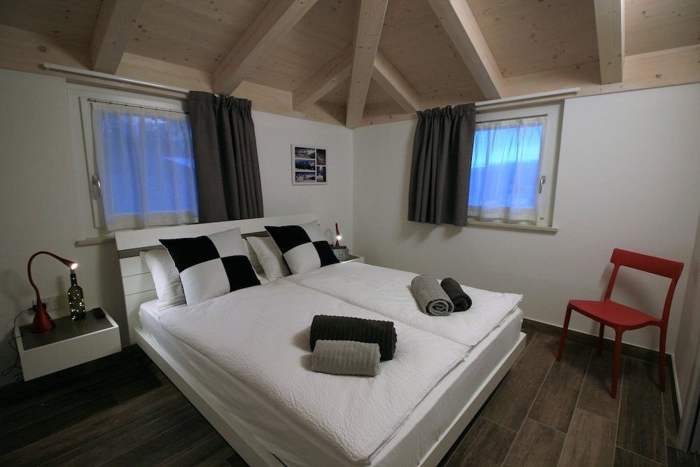 LA COSTA BED AND BREAKFAST