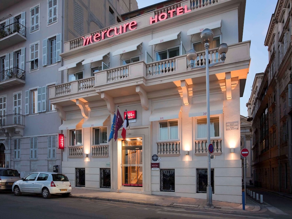 MERCURE MARCHE AUX FLEURS