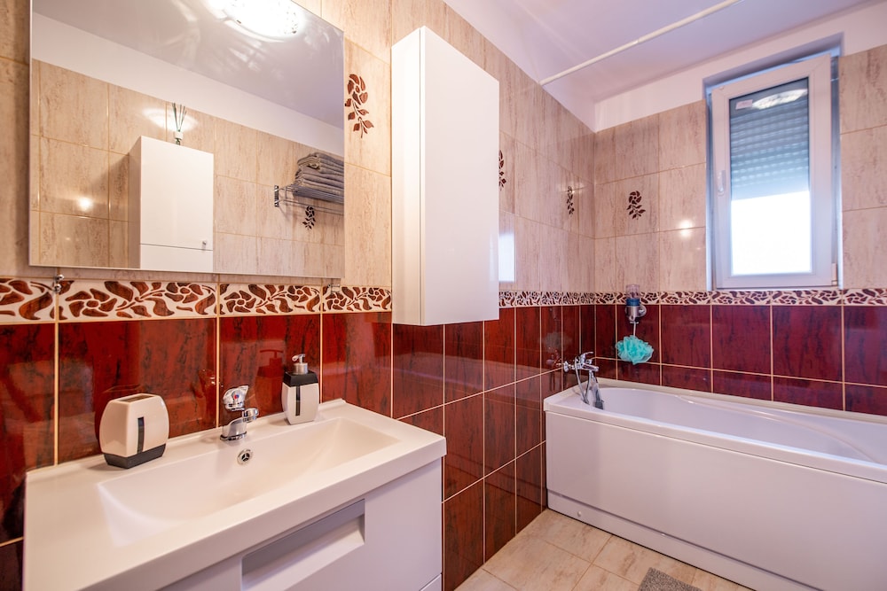 TWO ROOM APARTMENT MILITARI RESIDENCE M8