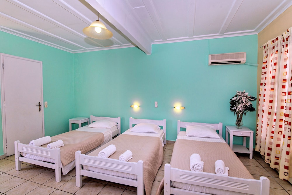 APPLE HOTEL
