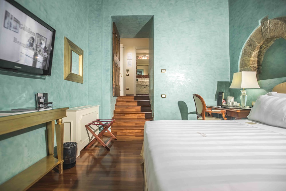GOLDEN TOWER HOTEL & SPA