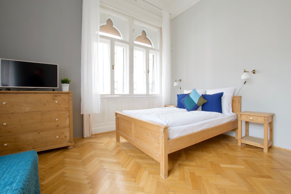 BUDGET APARTMENTS BY HI5 -PALACE QUARTER