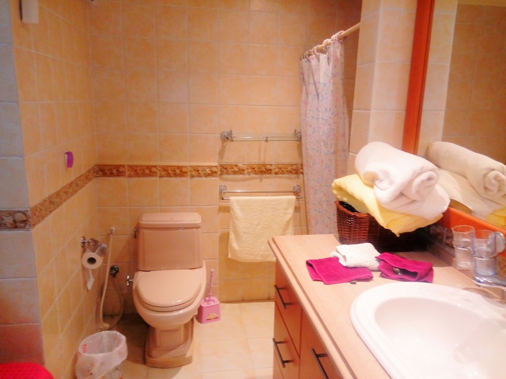 ZAHRAA AL MAADI APARTMENT (18 KM FROM CAIRO)