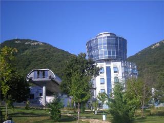 DAJTI TOWER HOTEL BELVEDERE (23 KM FROM TIRANA)