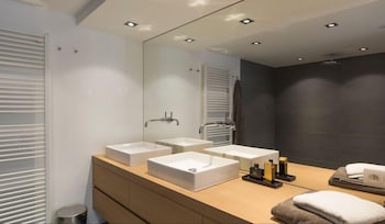EUROPEA BRUSSELS DESIGN RESIDENCE FLAGEY