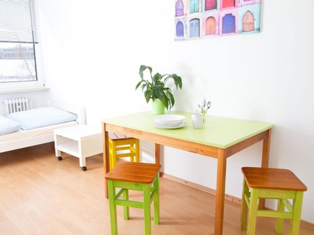 PM ROOMS