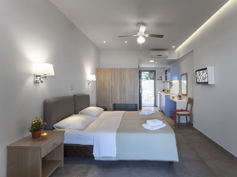 LOCANDA BARBATI LUXURY APARTHOTEL