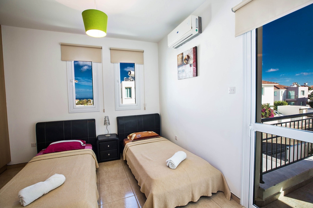 AVRA VILLA 54