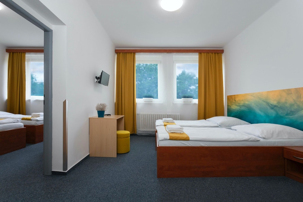 ATLAS HOTEL GARNI