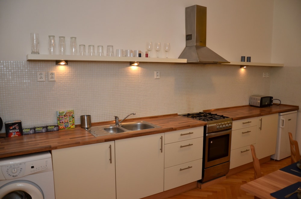 MIVOS PRAGUE APARTMENTS VLTAVA