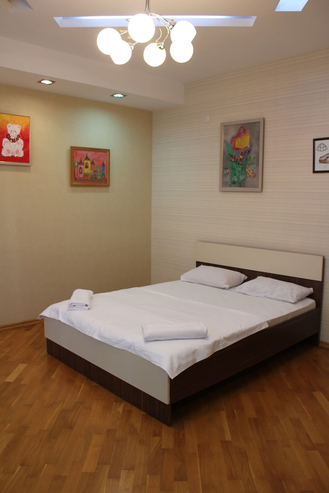 APARTMENT ON MAHAMMAD NAKHCHIVANI 14