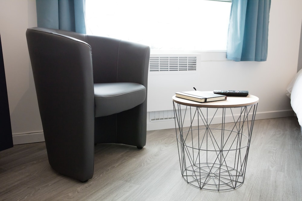 BTOBED PARIS LE BOURGET
