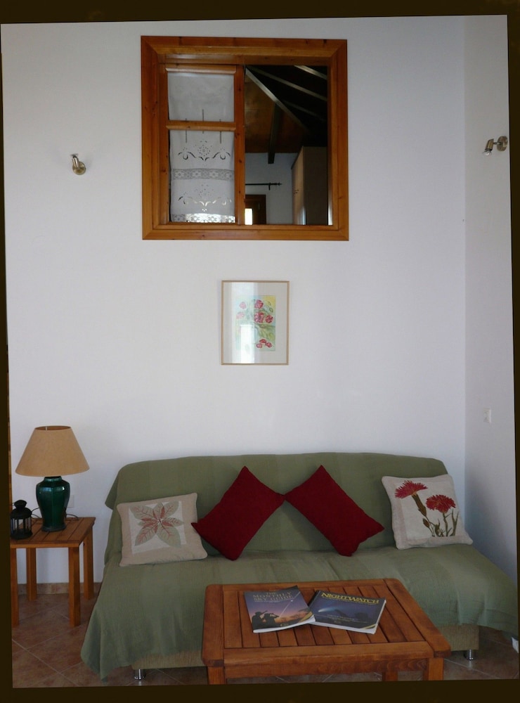 SKOPELOS COUNTRY VILLAS