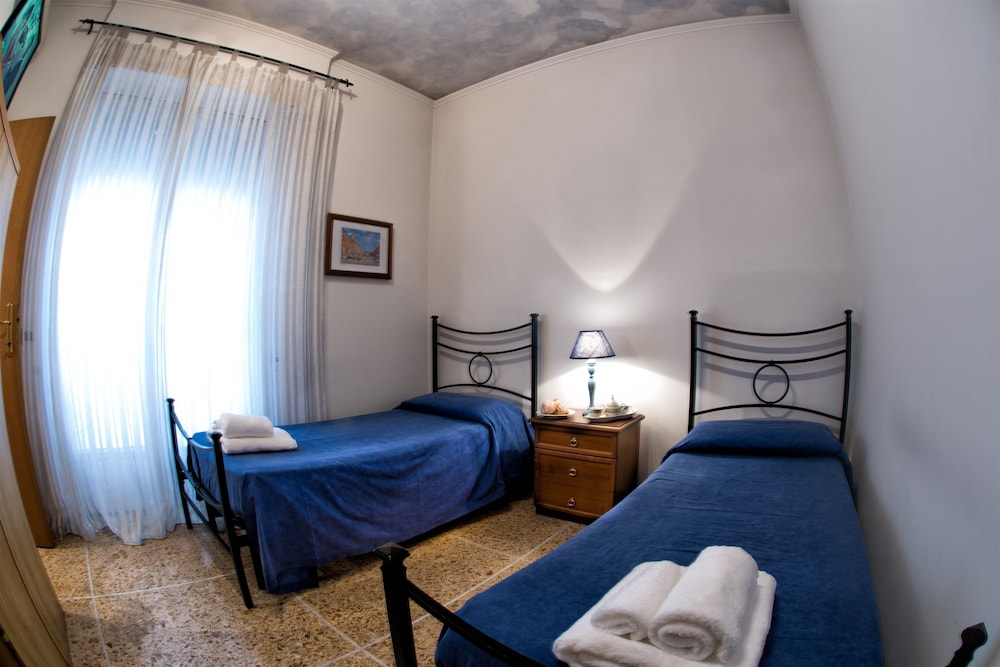 B AND B GIORNATE ROMANE