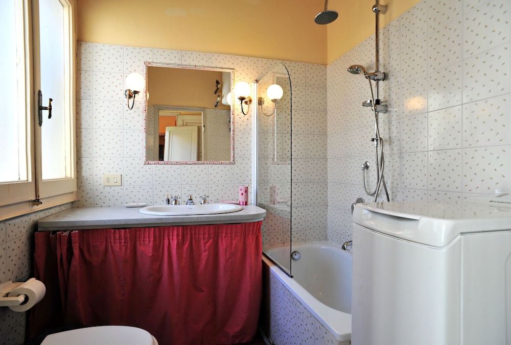 RESIDENZA ARIA DELLA RIPA - APARTMENTS & SUITES