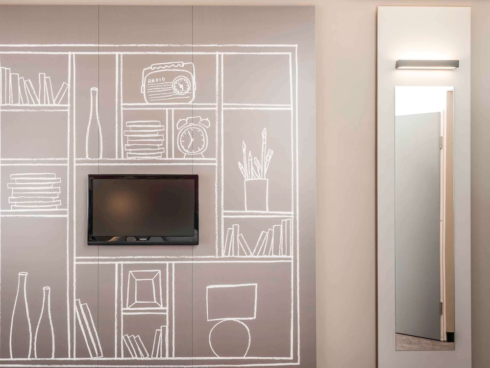 IBIS MILANO CA GRANDA