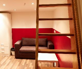 MITTES BACKPACKER HOSTEL