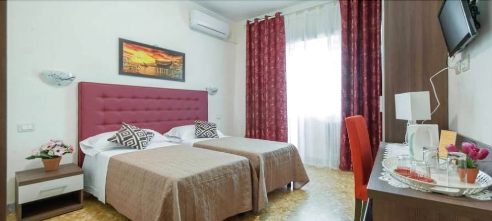 B&B VATICAN GOLDEN ROOMS