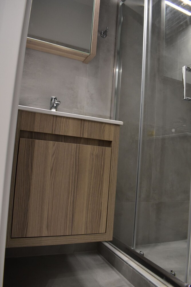 VENIA LUXURY SUITE