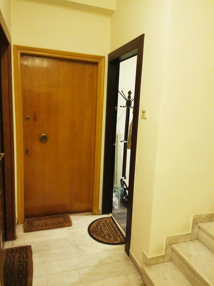 ATHENS LUXURIOUS SUITE 30