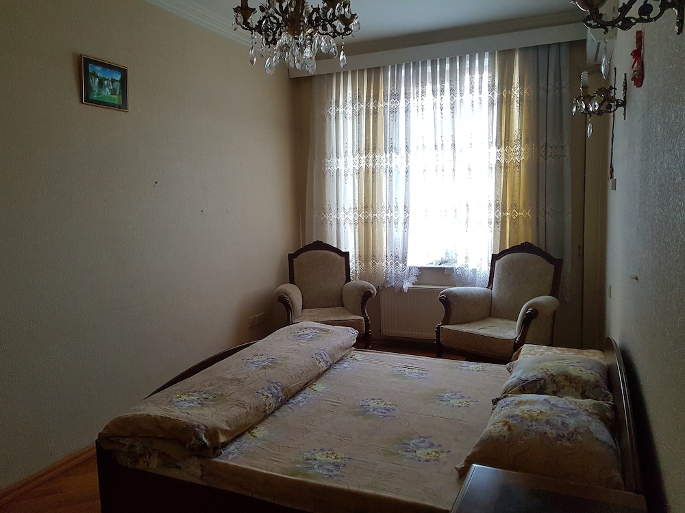 UMAIR GUEST HOUSE