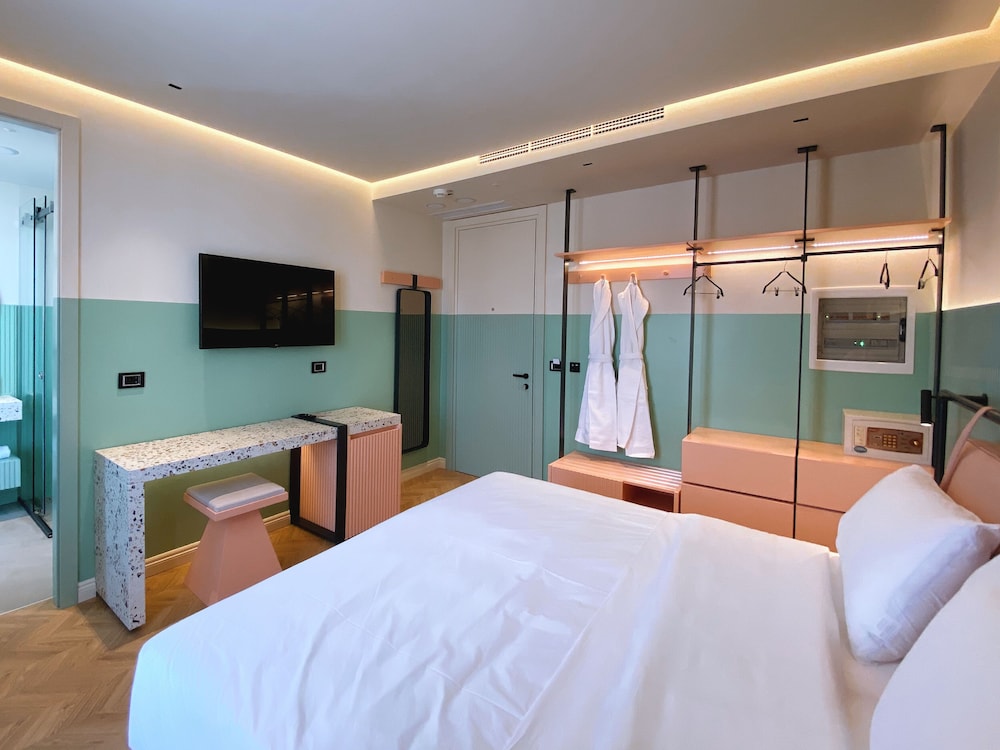 ILIRIA BOUTIQUE HOTEL