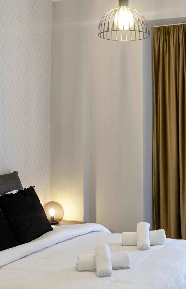 CATALONIA APARTMENT