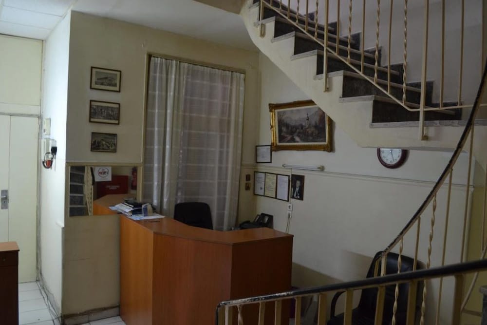 IKAROS HOTEL
