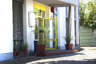 PLAZA SUITES RÜSSELSHEIM