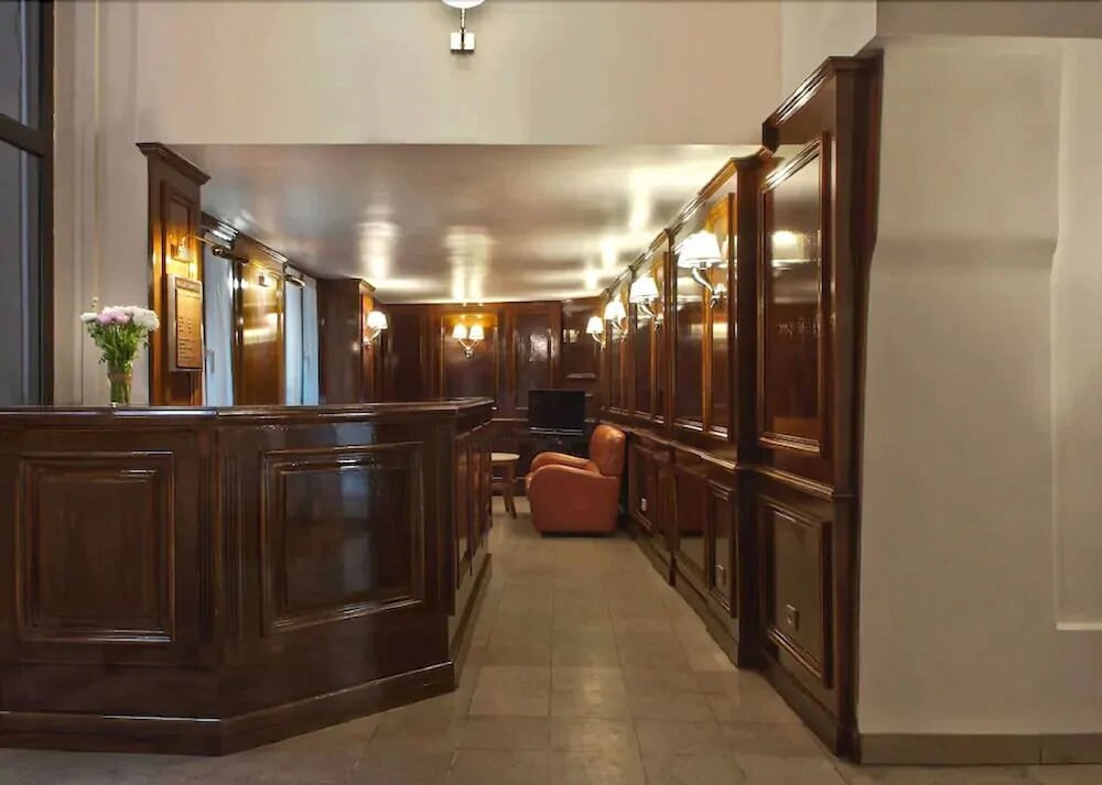 HOTEL EUGENIE
