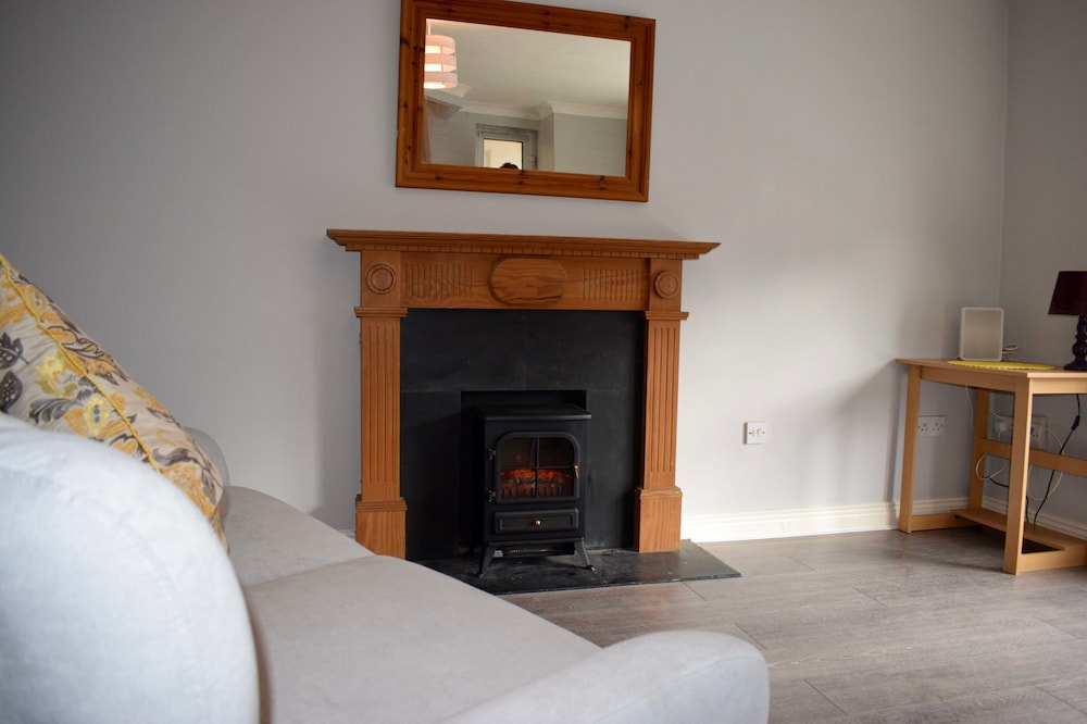 TWO BEDROOM APARTMENT IN DUBLIN