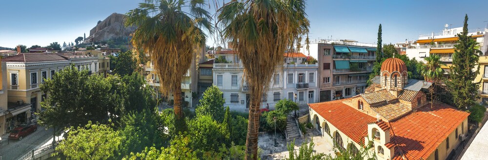 SUNNY LUXURIOUS 2BR 2BA APT IN ATHENS