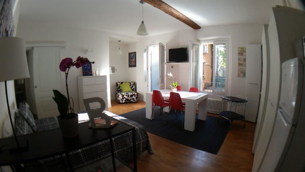 TRAVEL HOUSE BOLOGNA