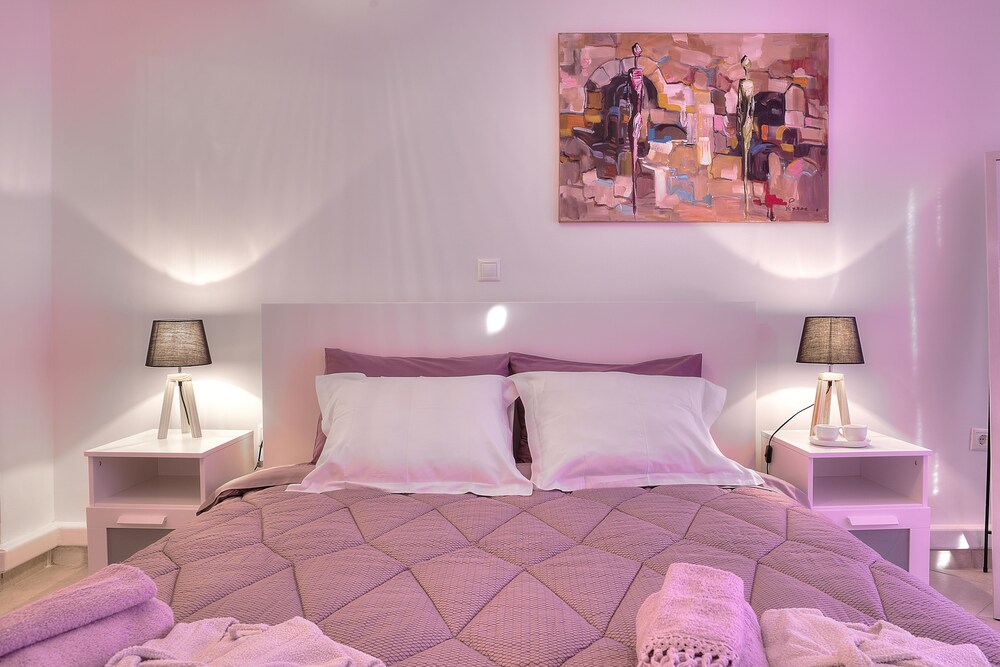 DOWNTOWN GLYFADA SMART APARTMENT