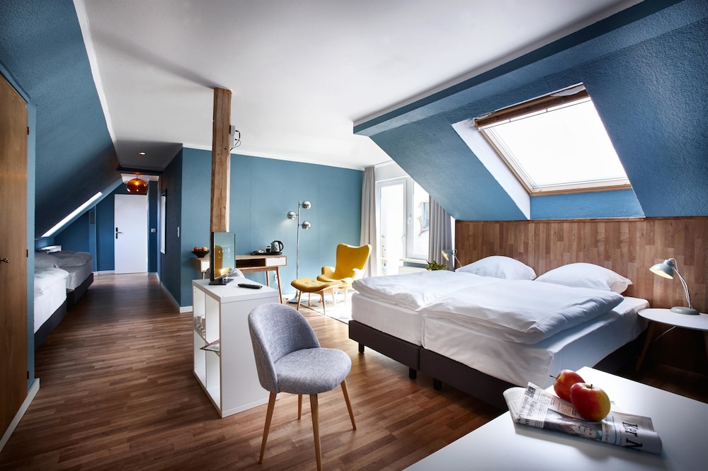 LIEGEPLATZ 13 KIEL BY PREMIERE CLASSE