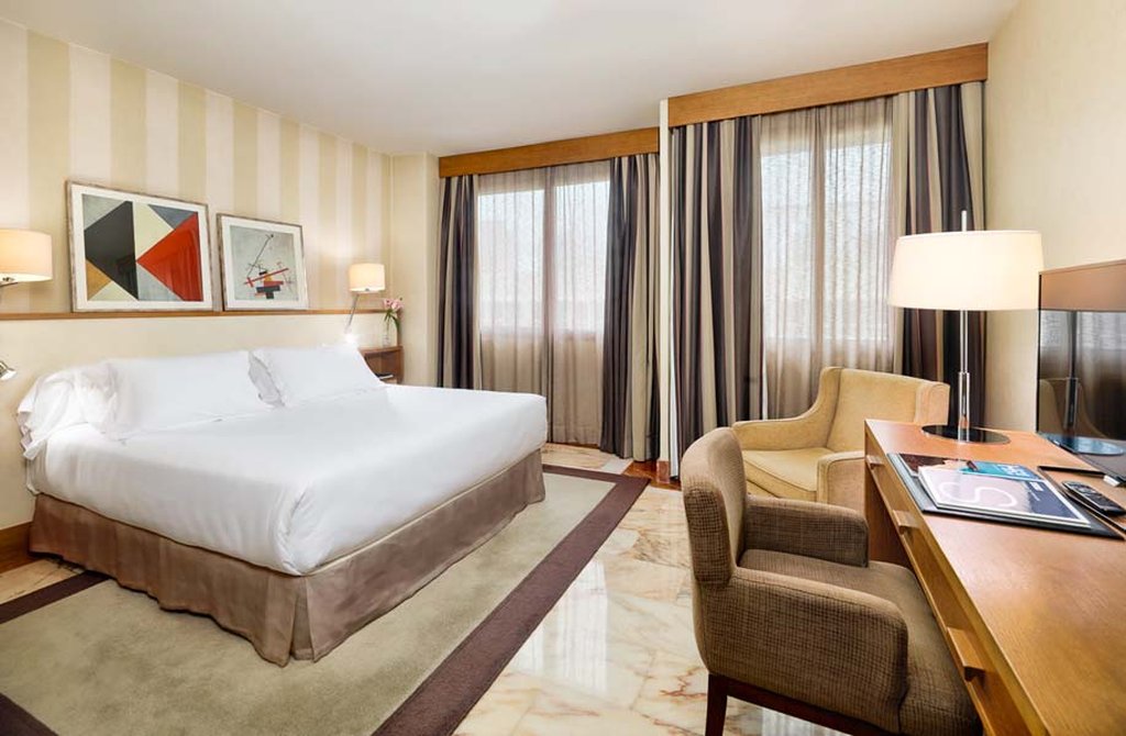 H10 TRIBECA