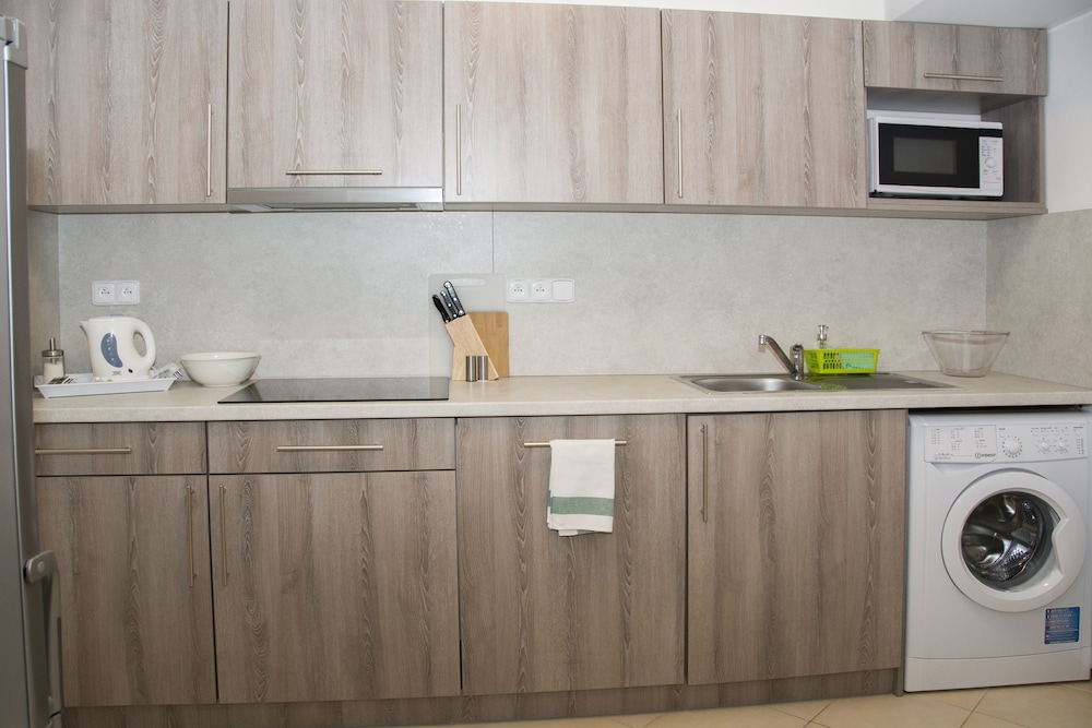 LIMES APARTMENTS