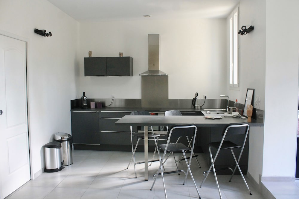 STUDIO 2 AVEC JARDIN GAMBETTA