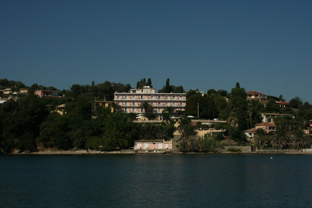 AEGLI HOTEL