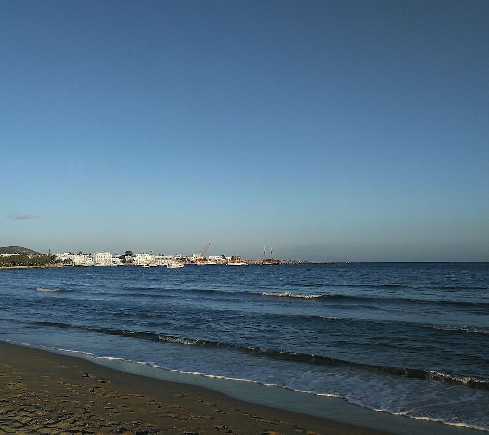 PAROS HOLIDAY VILLA ALYKI