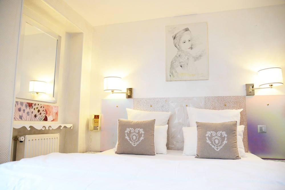 HOTEL MALAR
