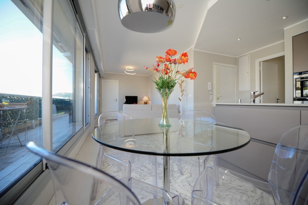 SUITE RIVIERA FIVE STARS HOLIDAY HOUSE