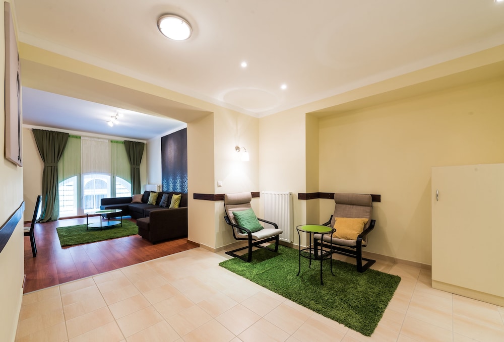 EXCLUSIVE BUDAPEST RESIDENCE