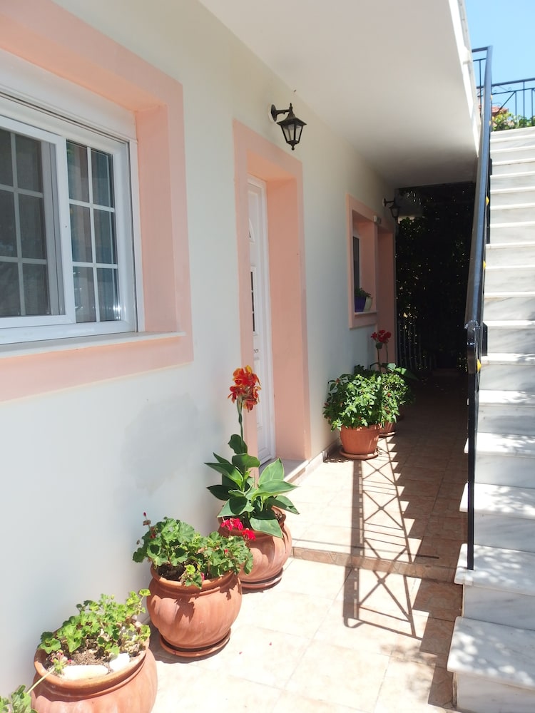 CHRISTOS STUDIOS