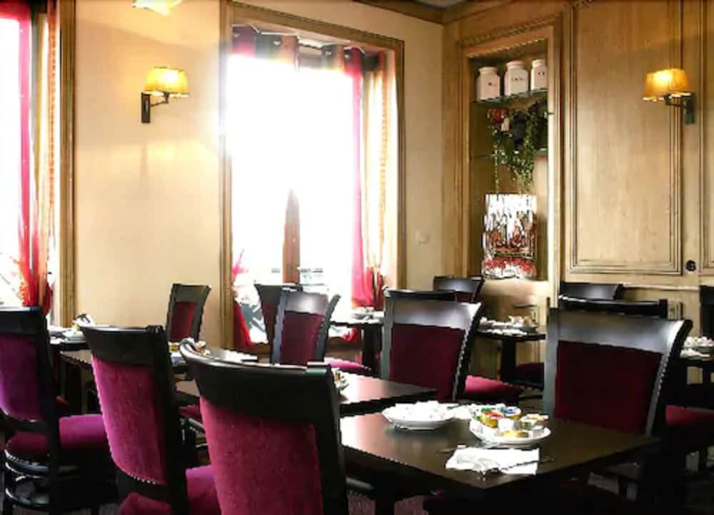 HOTEL MARENA
