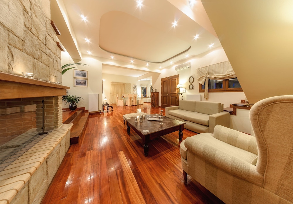 ARK LUXURY VILLA
