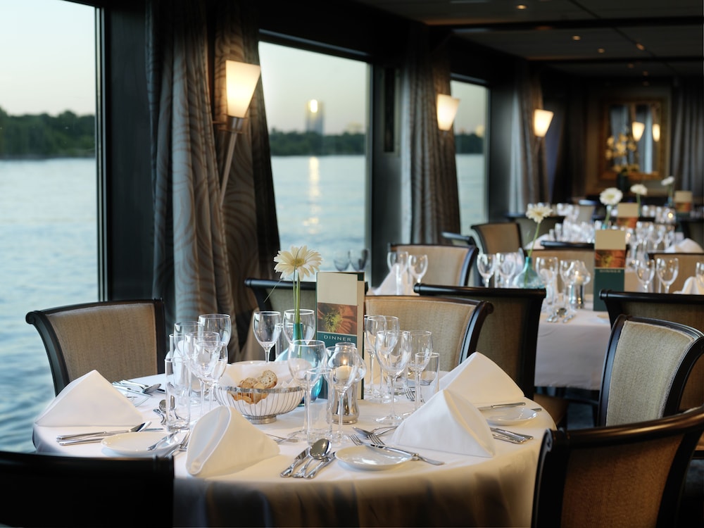 CROSSGATES HOTELSHIP 4STAR-ALTSTADT-KOLN