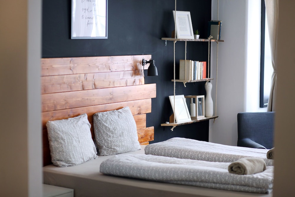 DFIVE APARTMENTS - INSPIRE